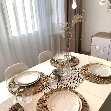 Lumieuse Confor Parking Free Apartamento *