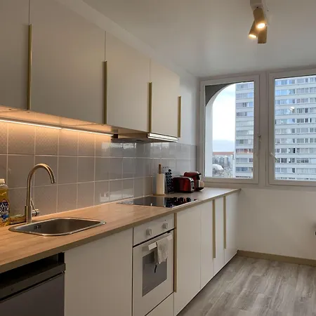 Lumieuse Confor Parking Free Apartment